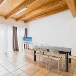Crown Living Babylon - Nahe Messe Und Schweizer Grenze, Wlan, Kostenloser Parkplatz, Self Check-in, Ideal Fuer Geschaeftsreisende Und Feriengaeste 3* 卢斯特瑙