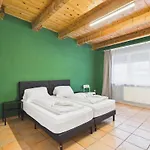 Crown Living Babylon - Nahe Messe Und Schweizer Grenze, Wlan, Kostenloser Parkplatz, Self Check-in, Ideal Fuer Geschaeftsreisende Und Feriengaeste 公寓式酒店 卢斯特瑙
