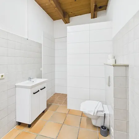 Crown Living Babylon - Nahe Messe Und Schweizer Grenze, Wlan, Kostenloser Parkplatz, Self Check-in, Ideal Fuer Geschaeftsreisende Und Feriengaeste 公寓式酒店 3*