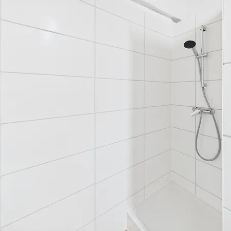 Crown Living Babylon - Nahe Messe Und Schweizer Grenze, Wlan, Kostenloser Parkplatz, Self Check-in, Ideal Fuer Geschaeftsreisende Und Feriengaeste Aparthotel