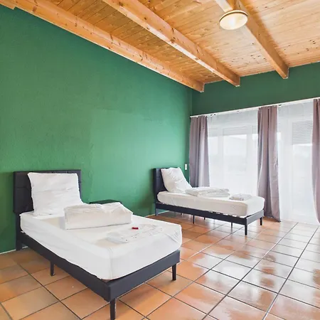Crown Living Babylon - Nahe Messe Und Schweizer Grenze, Wlan, Kostenloser Parkplatz, Self Check-in, Ideal Fuer Geschaeftsreisende Und Feriengaeste